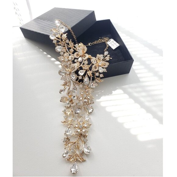 BNWT Statement Necklace Crystal Waterfall Gold Bib necklace, Lead free - Picture 2 of 12